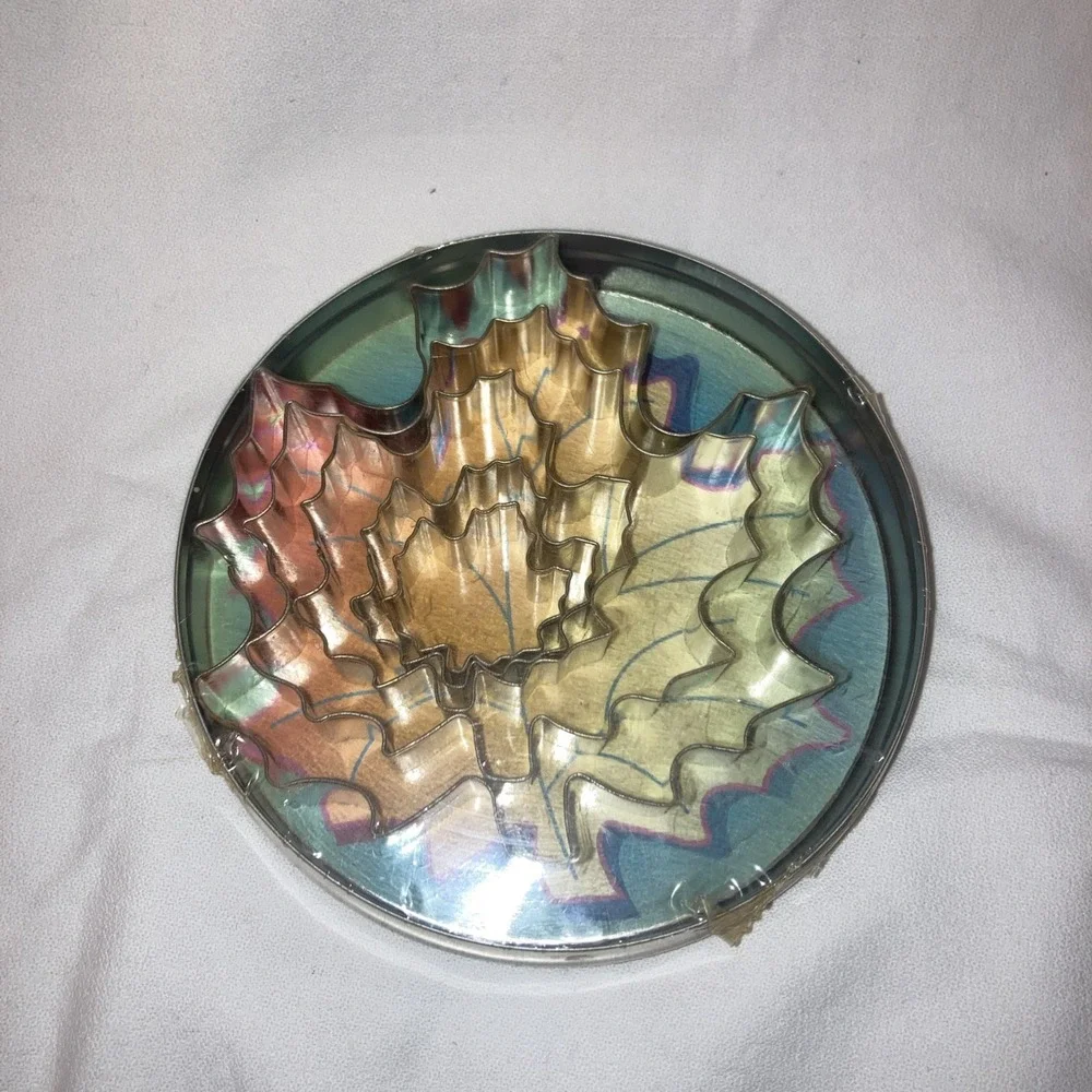 Fox Run 5 Piece Maple Leaf Cookie Cutters Silver Color Fall Leaves Baking #36092